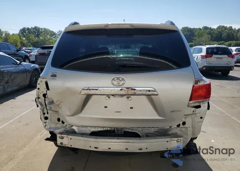 2013 Toyota Highlander Base from USA, damaged, VIN 5TDBK3EH7DS203358